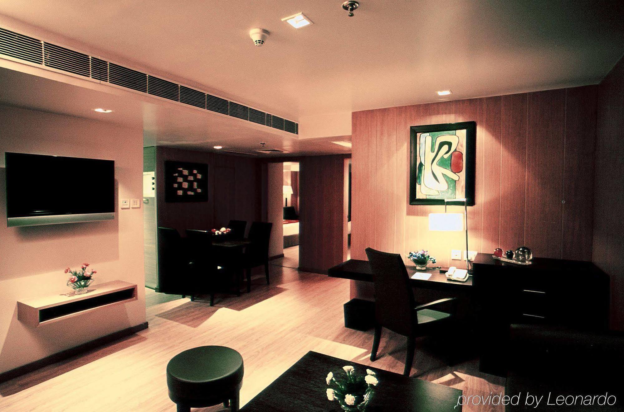 Svelte Delhi, A Member Of Radisson Individuals Hotell New Delhi Exteriör bild