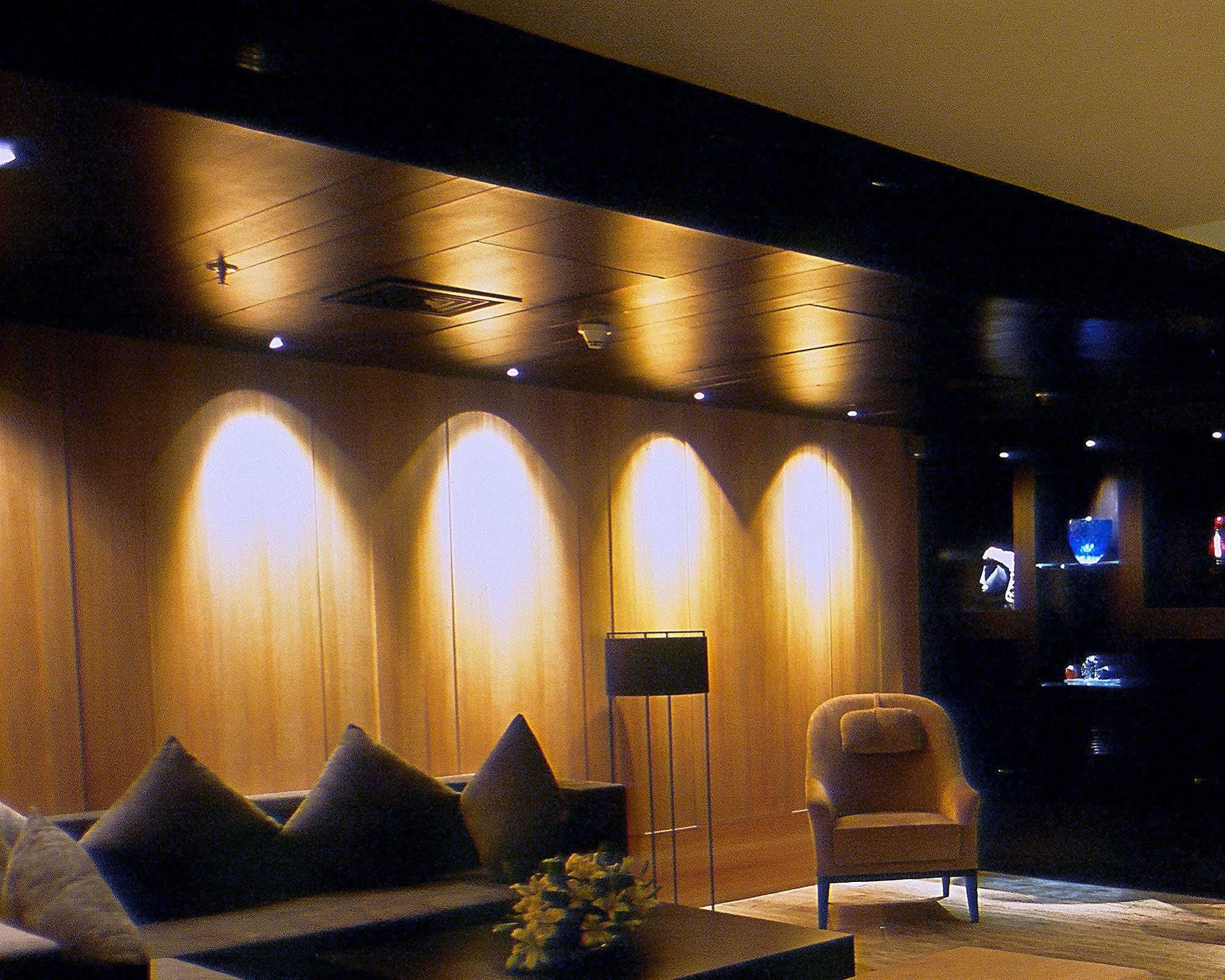 Svelte Delhi, A Member Of Radisson Individuals Hotell New Delhi Exteriör bild