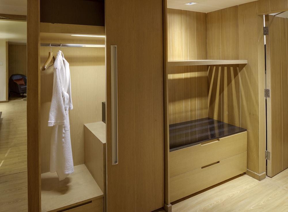 Svelte Delhi, A Member Of Radisson Individuals Hotell New Delhi Exteriör bild